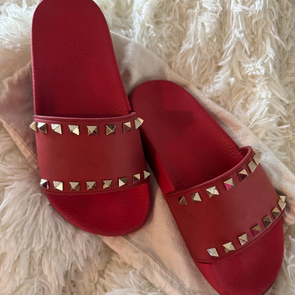 Valentino slides